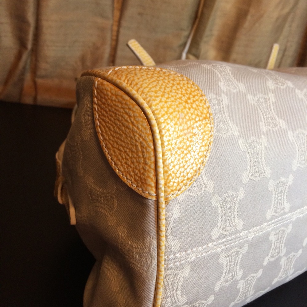 SOLD!!!! Celine Pale Blue Canvas w/Light Yellow Trim/Handle - Picture 8 of 15